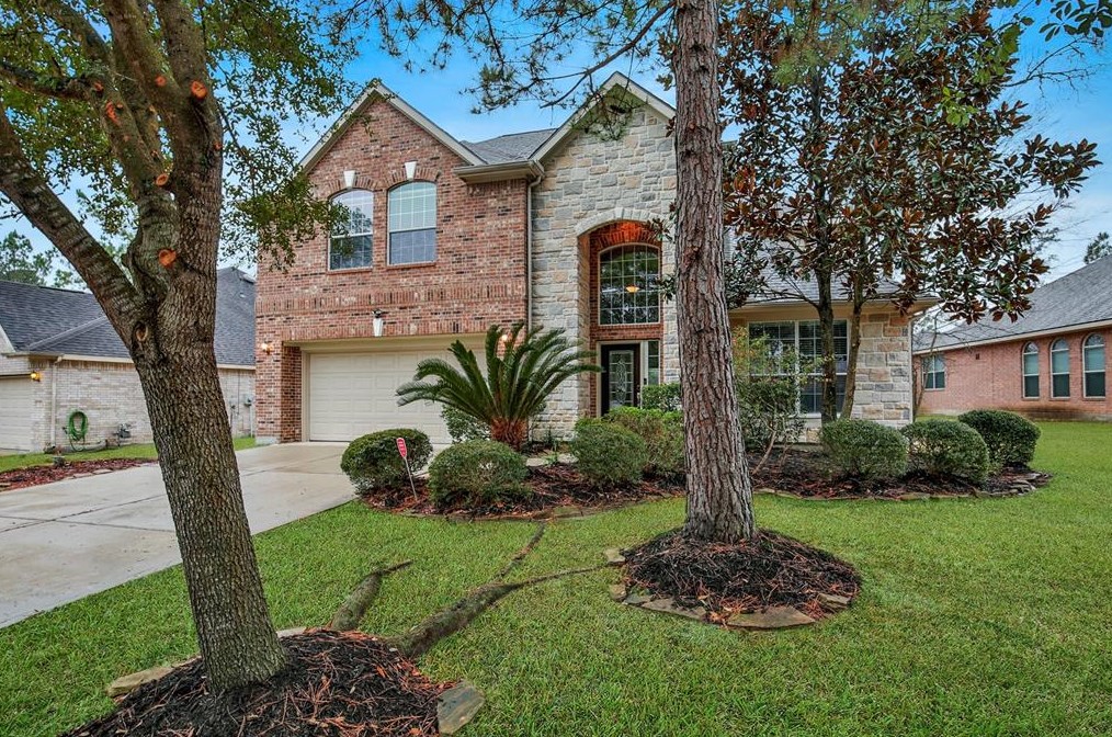 7 Knotwood Pl, Spring TX  77382-2088 exterior