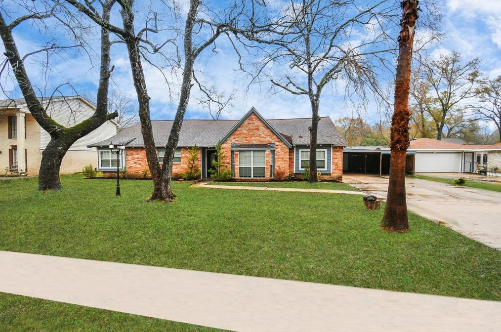 2515 River Ridge, Conroe, TX 77385