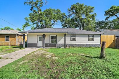 7909 Woodlyn Road, Houston, TX 77028 - Photo 1