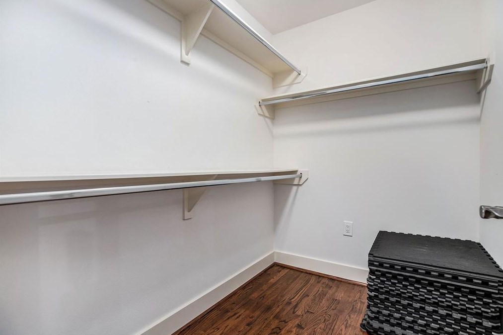 809 Knox St, Houston TX  77088-7931 exterior