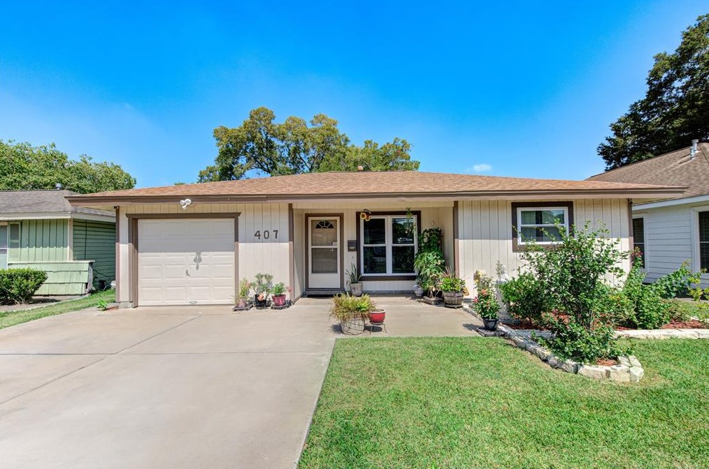 407 Avenue, South Houston, TX 77587-4119