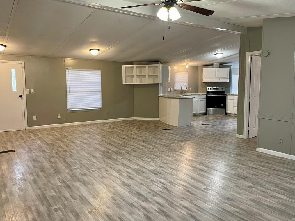 13142 Fm 1484 Rd, Conroe TX  77303-4102 exterior