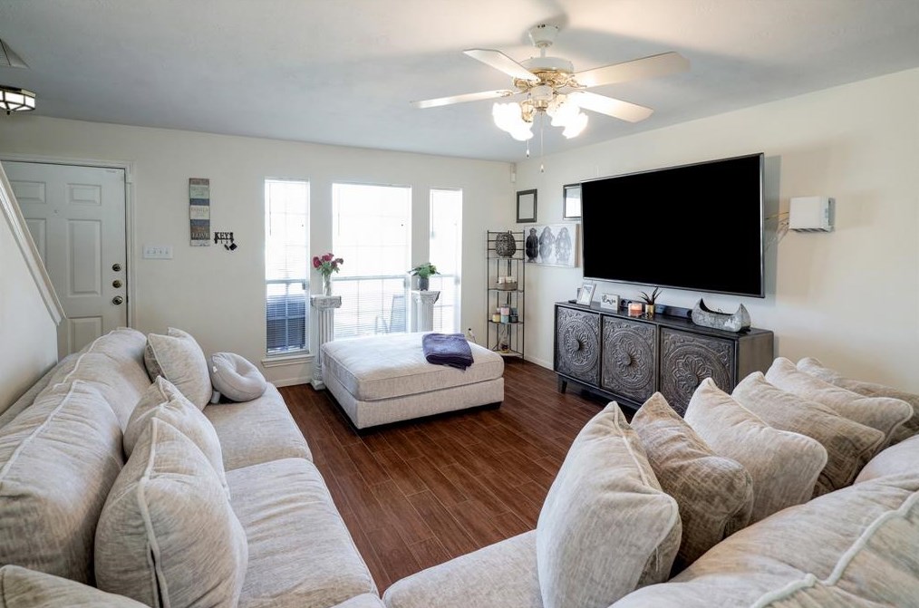19423 Cypress Royal Dr, Katy TX  77449-1202 exterior