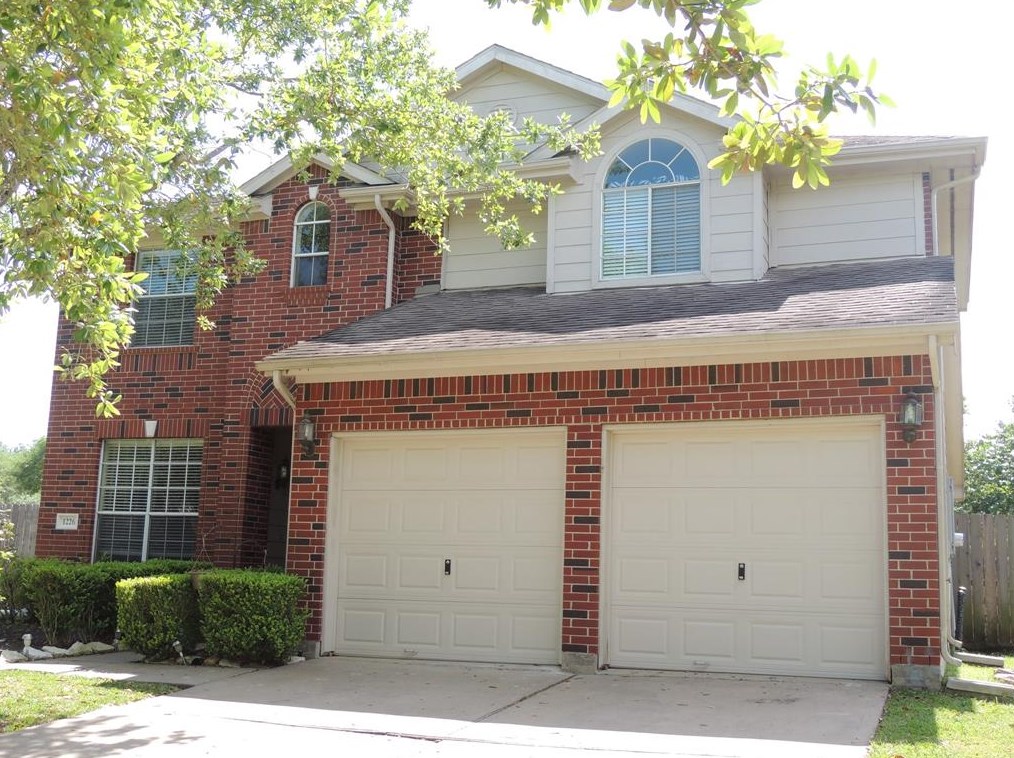 1226 Foxland Chase St, Sugar Land, TX 77479