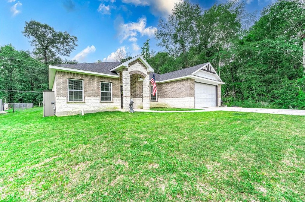 2123 Foley Rd, Crosby, TX 77532