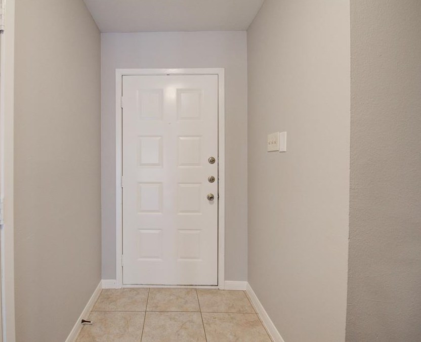 10 Cassowary Ln, Spring, TX 77380
