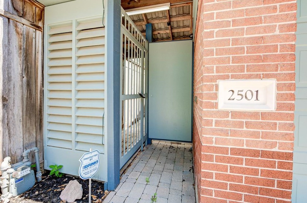 2501 Driscoll St, Houston, TX 77019