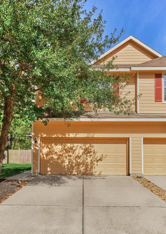 130 E Stedhill Loop, Conroe, TX 77384
