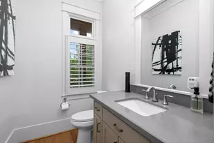 208 Aurora St, Houston, TX 77008 - Photo 42