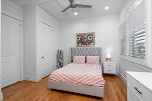 208 Aurora St, Houston, TX 77008 - Photo 32