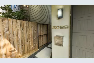 208 Aurora Street #B, Houston, TX 77008 - Photo 4