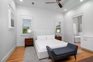 208 Aurora St, Houston, TX 77008 - Photo 36