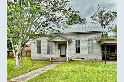 109 N Village Street, Woodville, TX 75979 - Photo 1