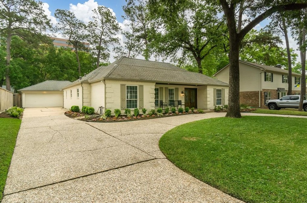 722 Thistlewood Dr, Houston, TX 77079