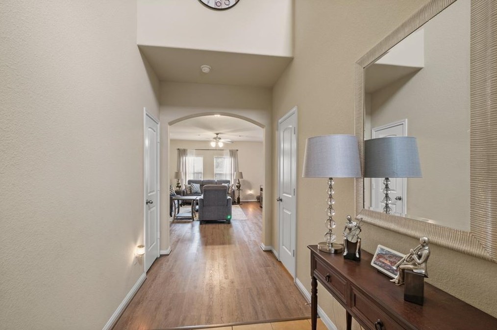 5915 Nodaway Creek Ct, Houston, TX 77085-5811