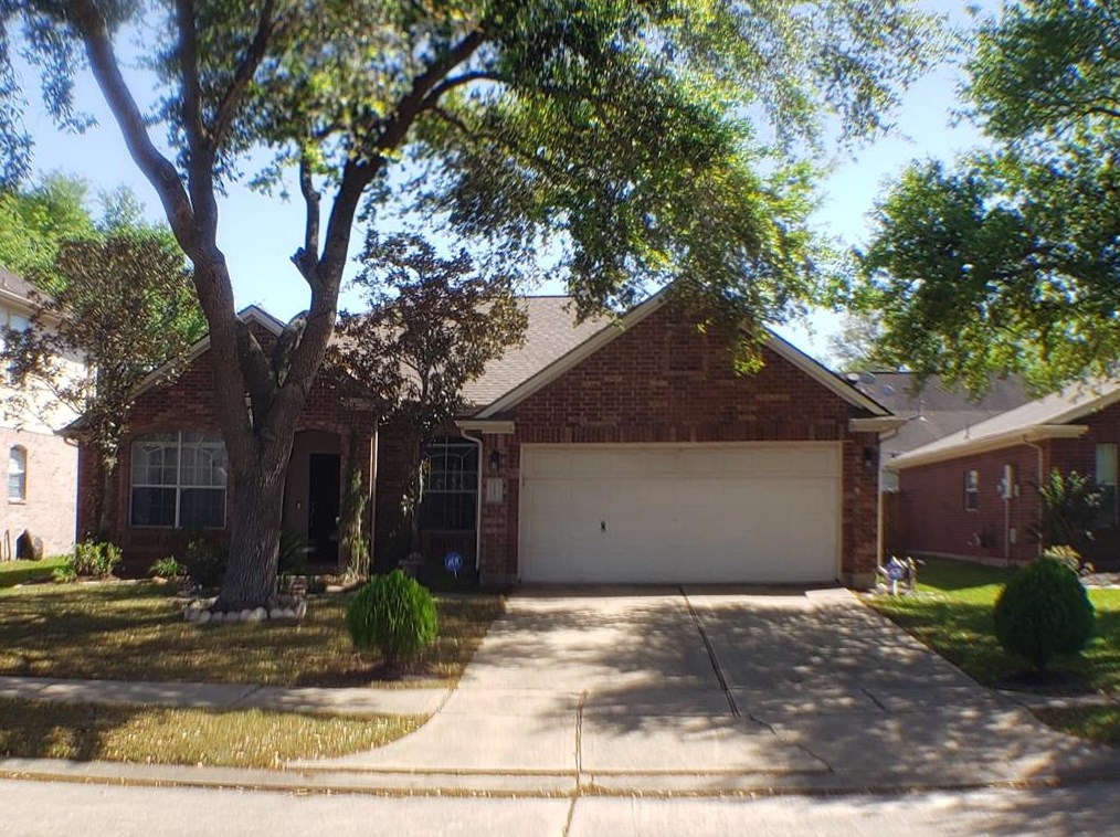 3123 Oakwood Run Dr, Sugar Land, TX 77498