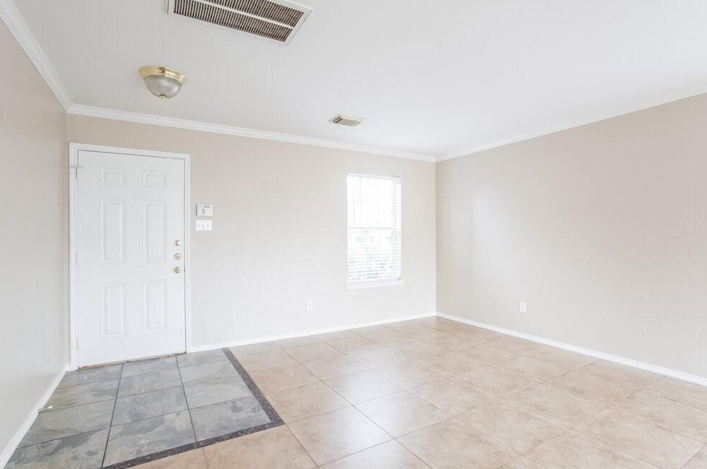 16119 Chamomile Ct, Houston, TX 77083