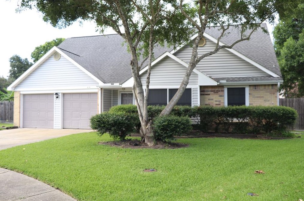 414 Windhollow Cir, League City, TX 77573