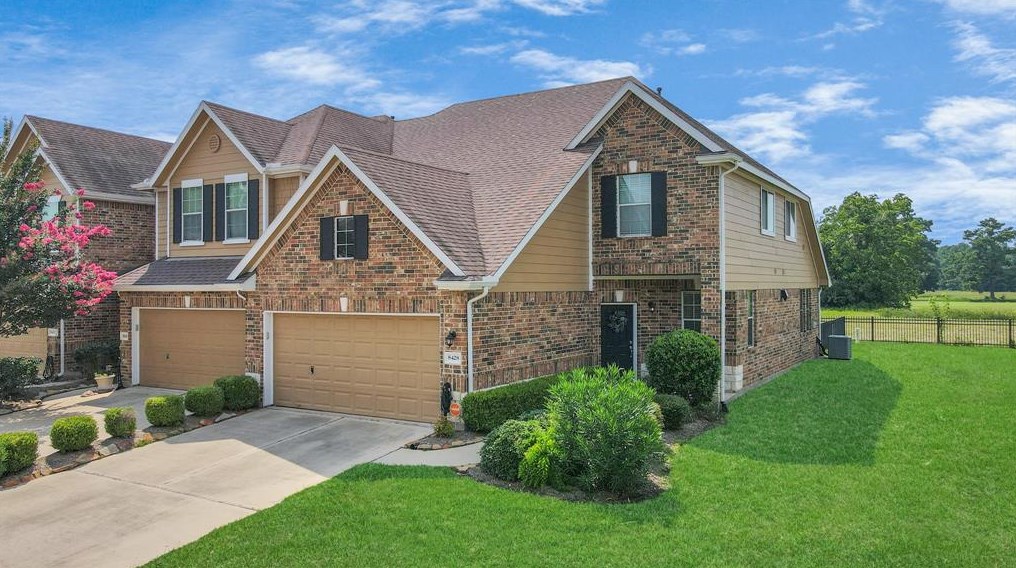 8428 Willow Loch Dr, Spring, TX 77379