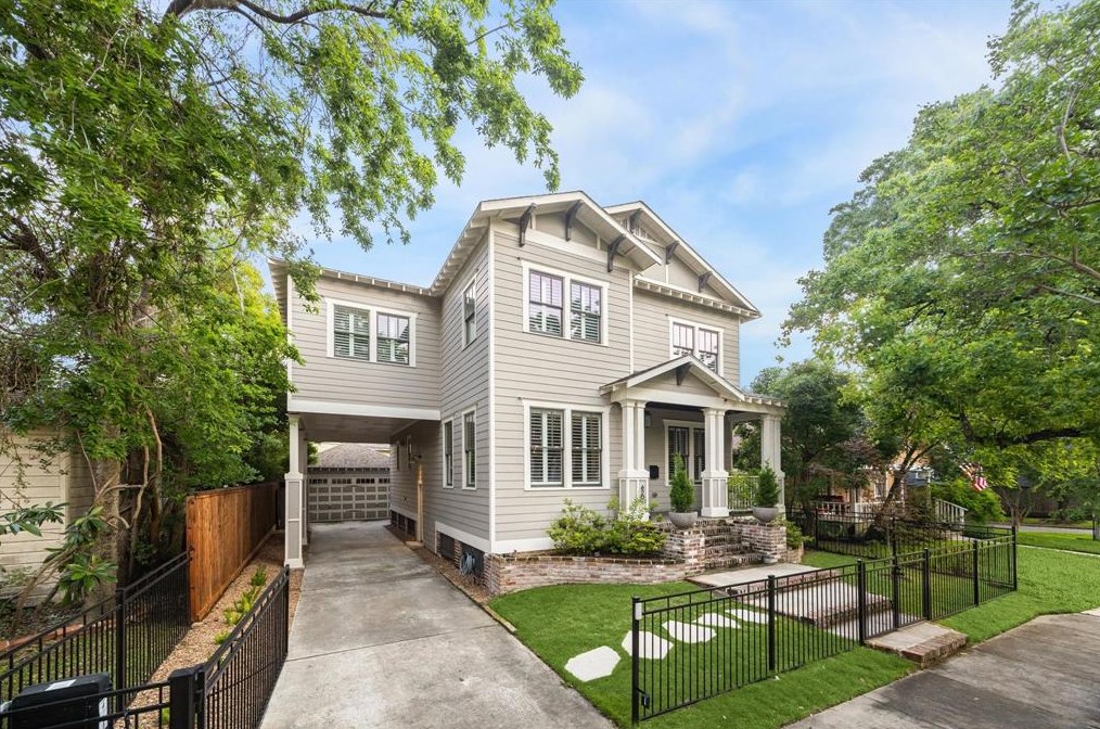 620 Teetshorn St, Houston, TX 77009