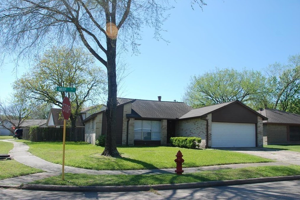 1903 Meer Dr, Houston, TX 77015