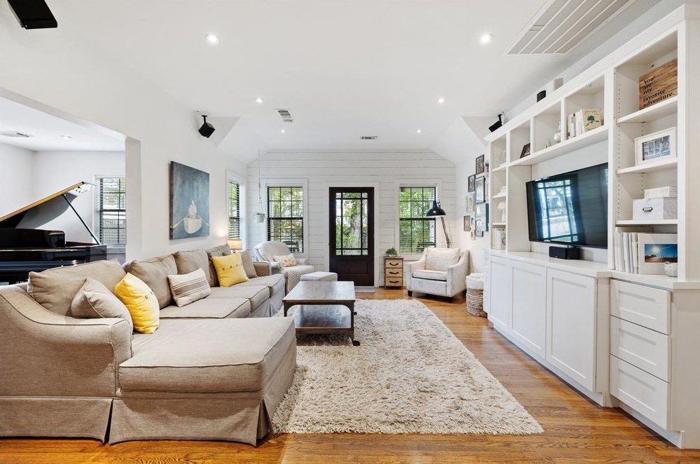 815 Curtin St, Houston TX  77018-4139 exterior