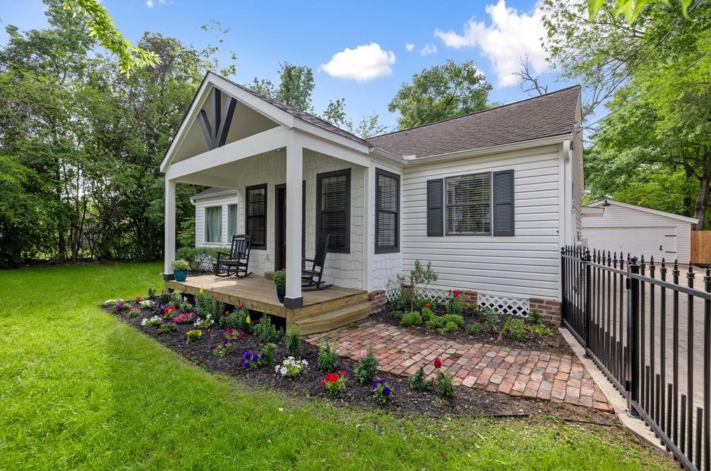 815 Curtin St, Houston TX  77018-4139 exterior