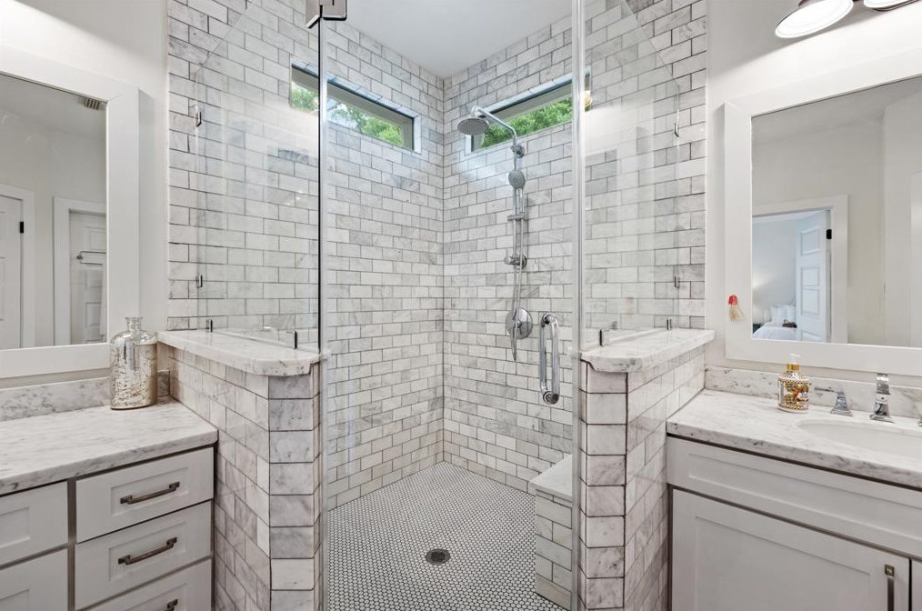 815 Curtin St, Houston TX  77018-4139 exterior