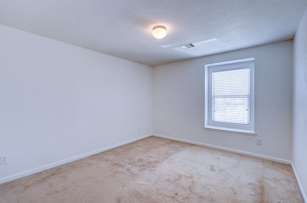 11731 Wren Xing Dr, Houston TX  77038-3615 exterior
