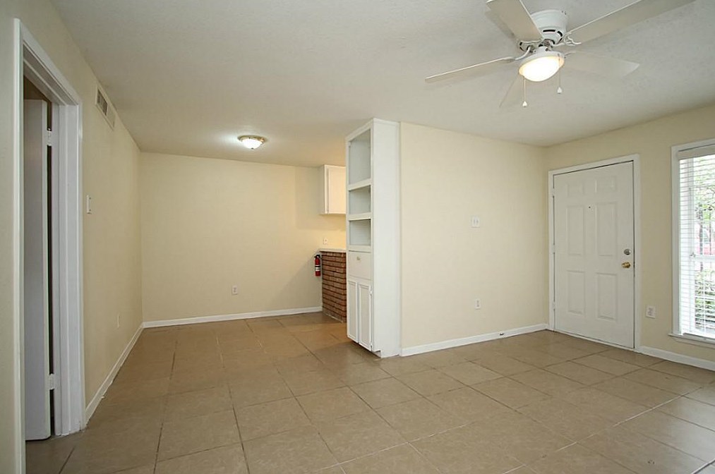 3702 Flora #15, Houston, TX 77006