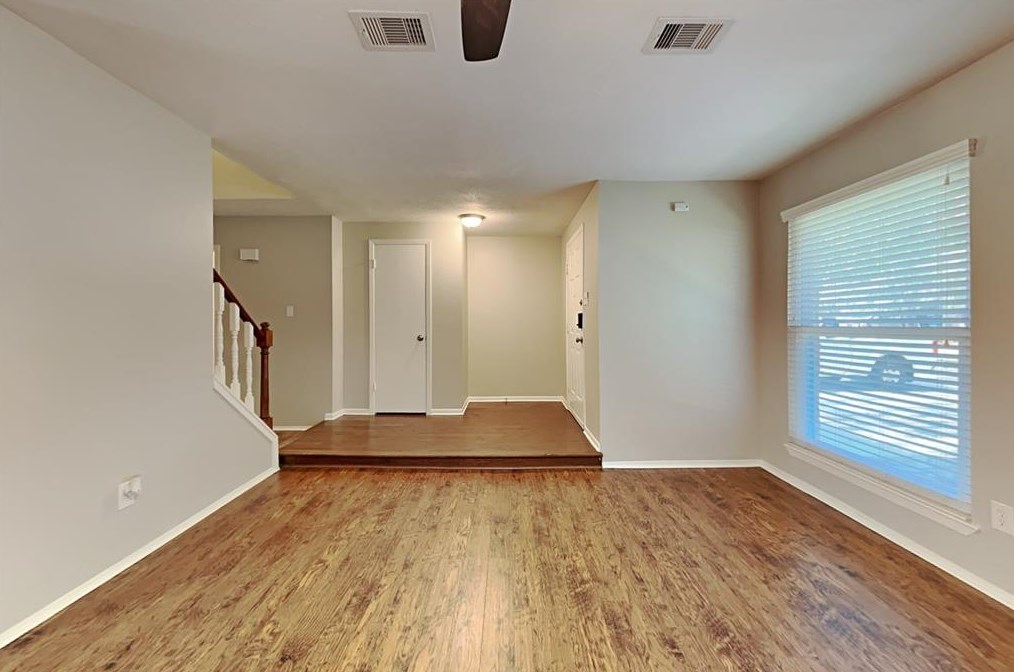 14 Waxberry Rd, Spring TX  77381-3476 exterior