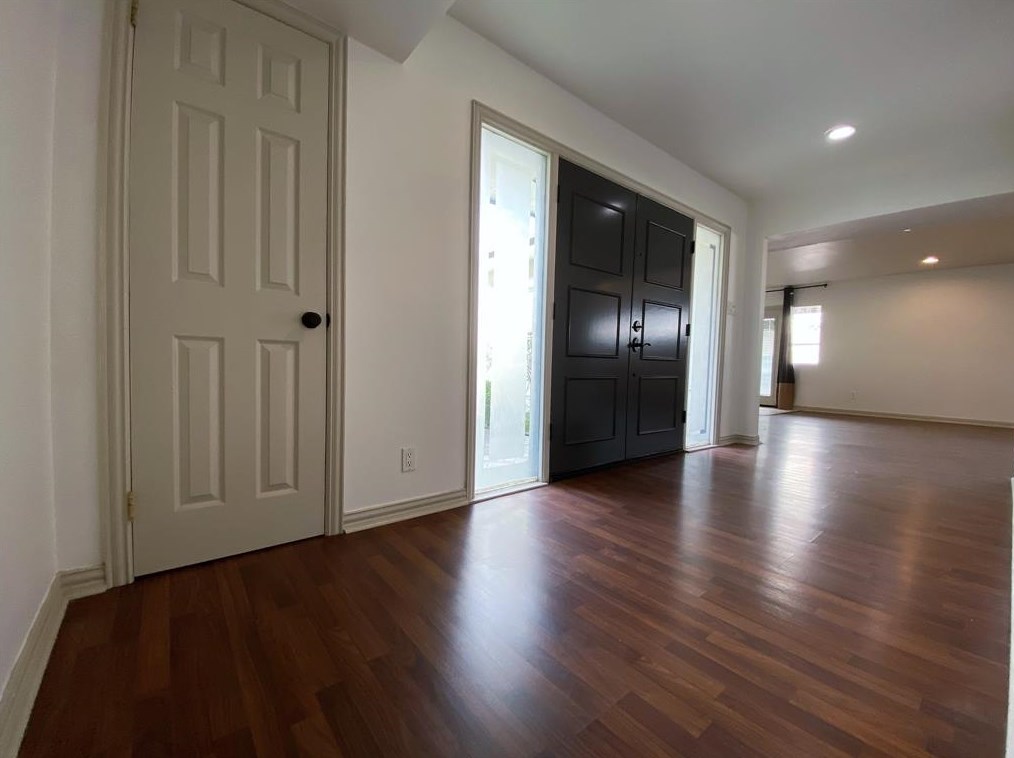 7203 Tickner St, Houston, TX 77055