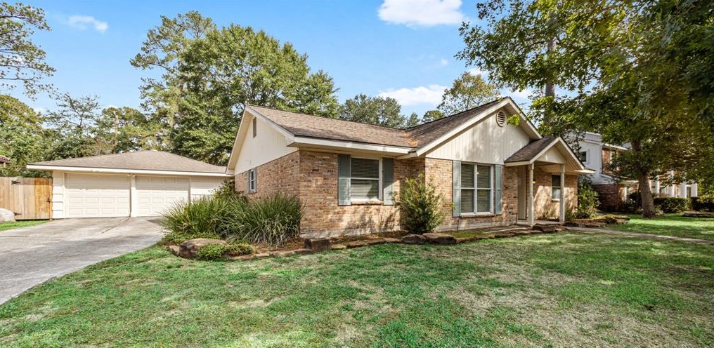 14130 Indian Wells Dr, Houston, TX 77069-1315