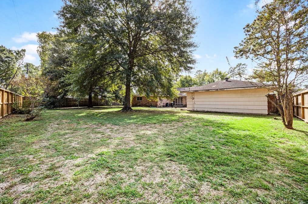 14130 Indian Wl Dr, Houston TX  77069-1315 exterior