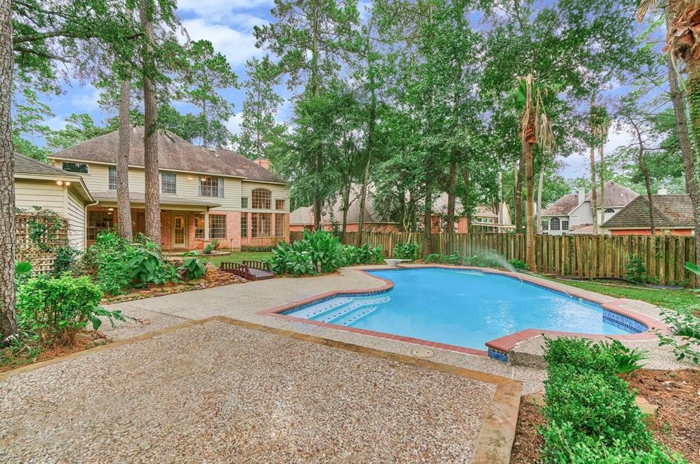 55 Candle Pine Pl, Spring, TX 77381-6437