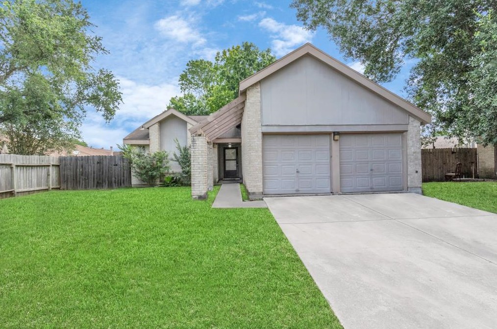 1407 Live Oak Ct, Missouri City, TX 77489