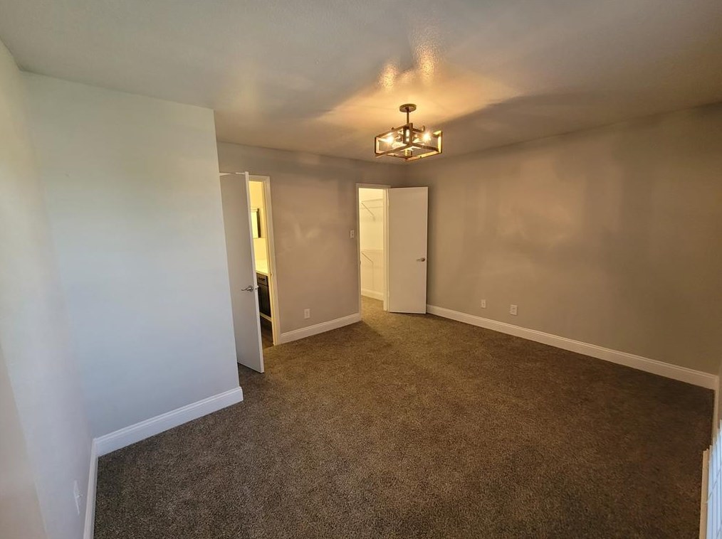 2701 W Bellfort Ave #711, Houston, TX 77054