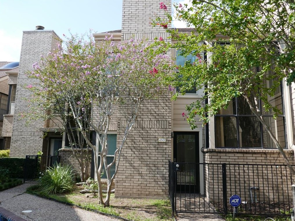 4907 Feagan St, Houston, TX 77007