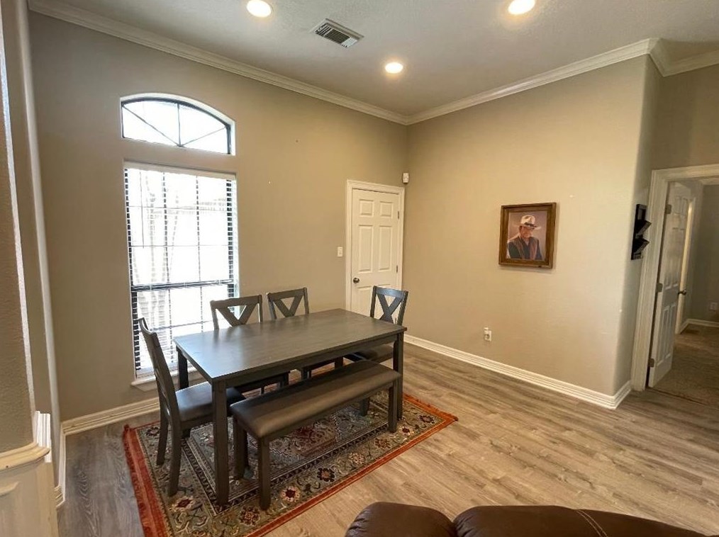 1015 Cardinal Dr, Richwood TX  77566-4759 exterior
