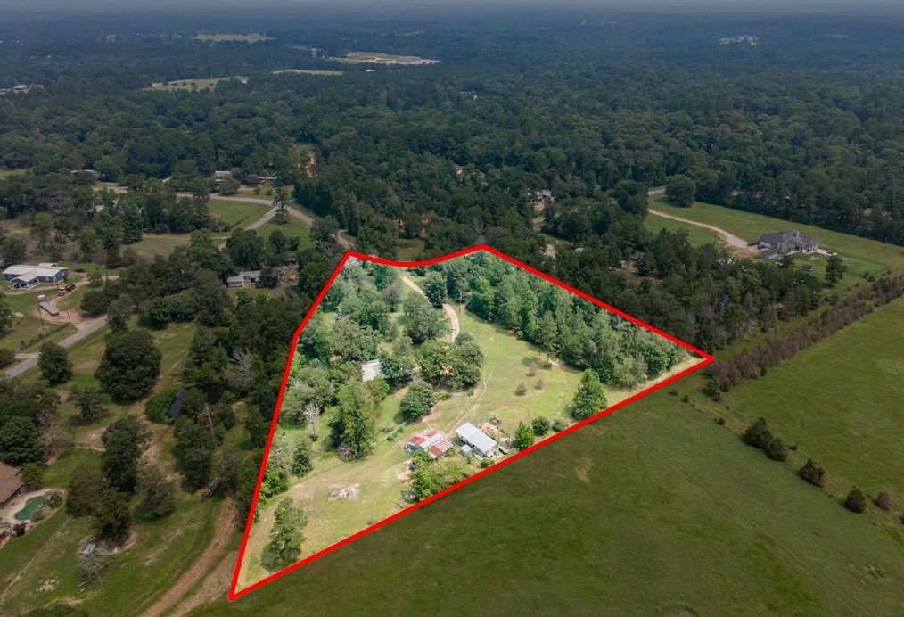 15936 Plaster Cir, Conroe, TX 77303-3324
