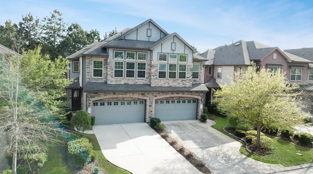 19 Aventura Pl, Spring, TX 77389