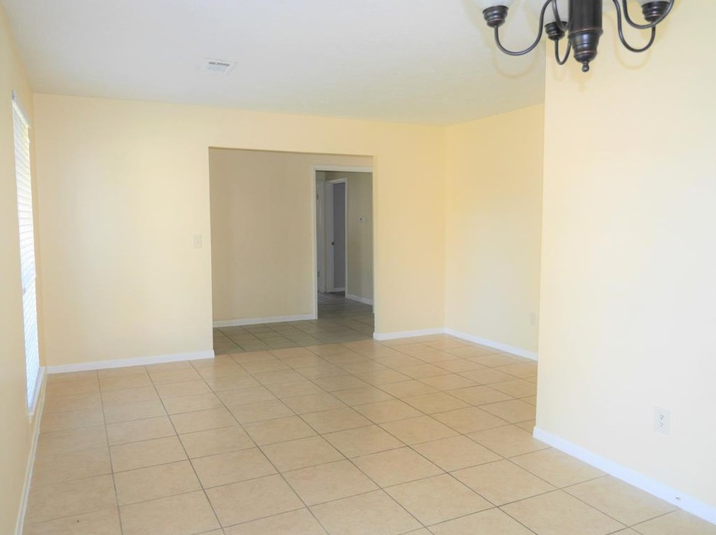 11823 Carvel Ln, Houston TX  77072-2820 exterior