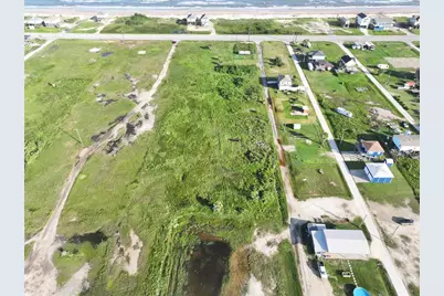 1034 Odem Road, Gilchrist, TX 77617 - Photo 8