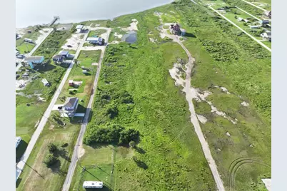 1034 Odem Road, Gilchrist, TX 77617 - Photo 4