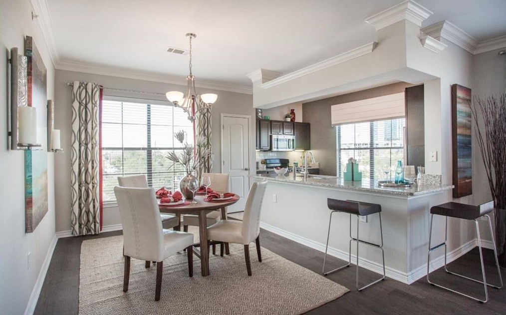2380 South Macgregor Way #120, Houston, TX 77021