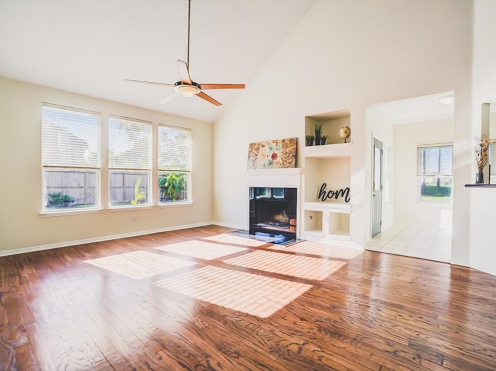 8931 Aber Trl Ct, Houston TX  exterior