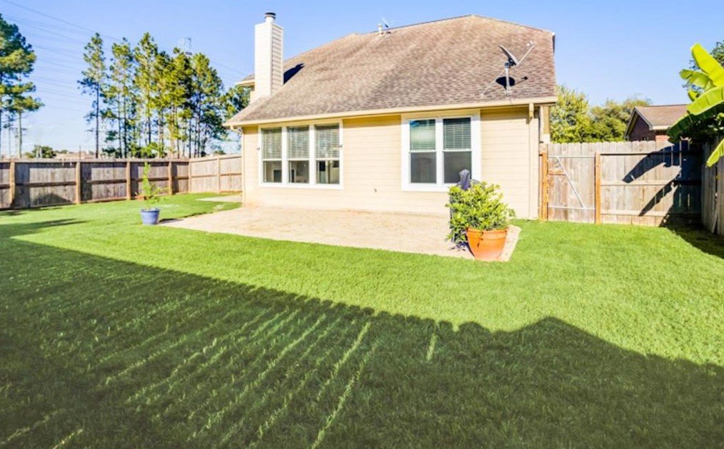 8931 Aber Trl Ct, Houston TX  exterior