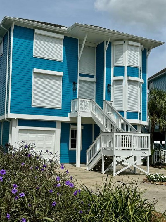 422 Sunset Cir, Galveston, TX 77554