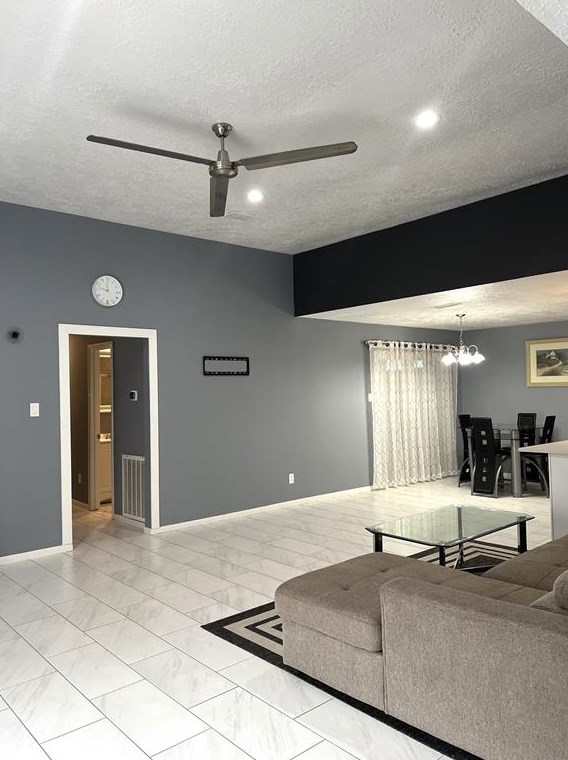 6627 Grandvale Dr, Houston TX  77072-2029 exterior