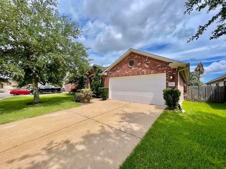 6722 Lilacbrook Ct, Spring TX  77379-4187 exterior